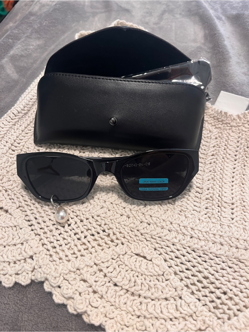 Black Cat-Eye Sunglasses with Pearl Charm